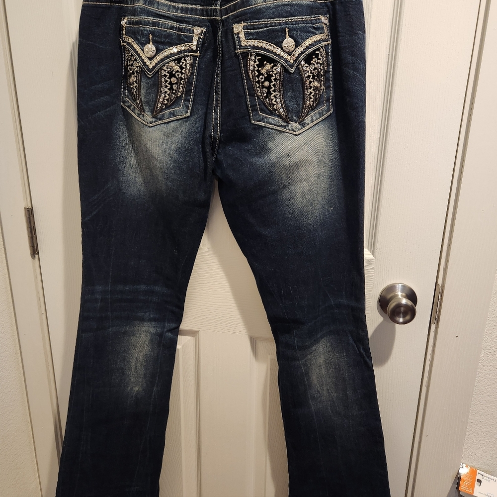 Miss Me Women's Dark Wash Embroidered Back Pocket Jeans - 30x34 Chloe Boot Cut